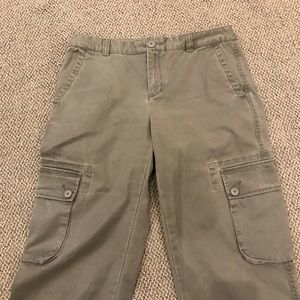 Women’s cargo pants flared and cropped
